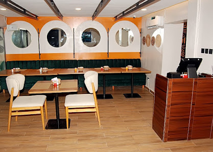 7 days restaurant restaurant in Lagos