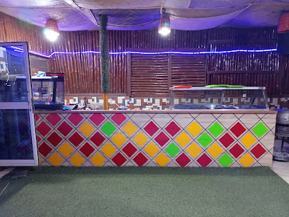 CrustNuel Burgers & Restaurant restaurant in Plateau