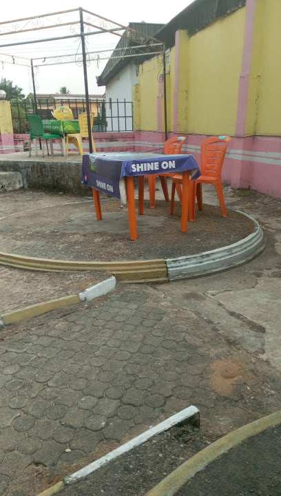 Franky's bar & restaurant restaurant in Cross River