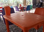 Jerry kitchen restaurant photo 2 showing dining area and food