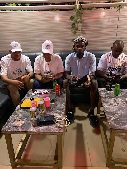 Kravyns Restaurant and Lounge restaurant in Benue