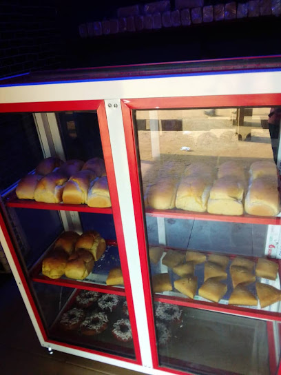 L&B Bakery restaurant in Cross River