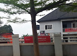 LOCAL RESTAURANT restaurant photo 3 showing dining area and food