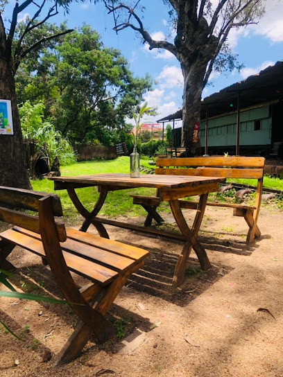 Monument Train Cafe restaurant in Plateau