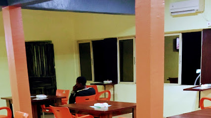 Ówàmbẹ Kitchen