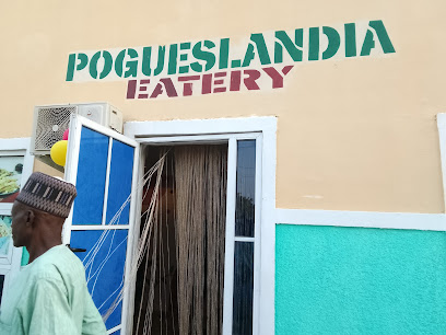 Pogueslandia Eatery Resort restaurant in Borno