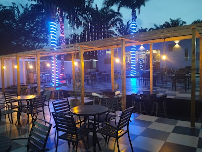 The Tipsy Barrel Restaurant and Bar