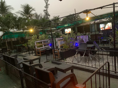 Woody's Lounge & Restaurant restaurant in Lagos